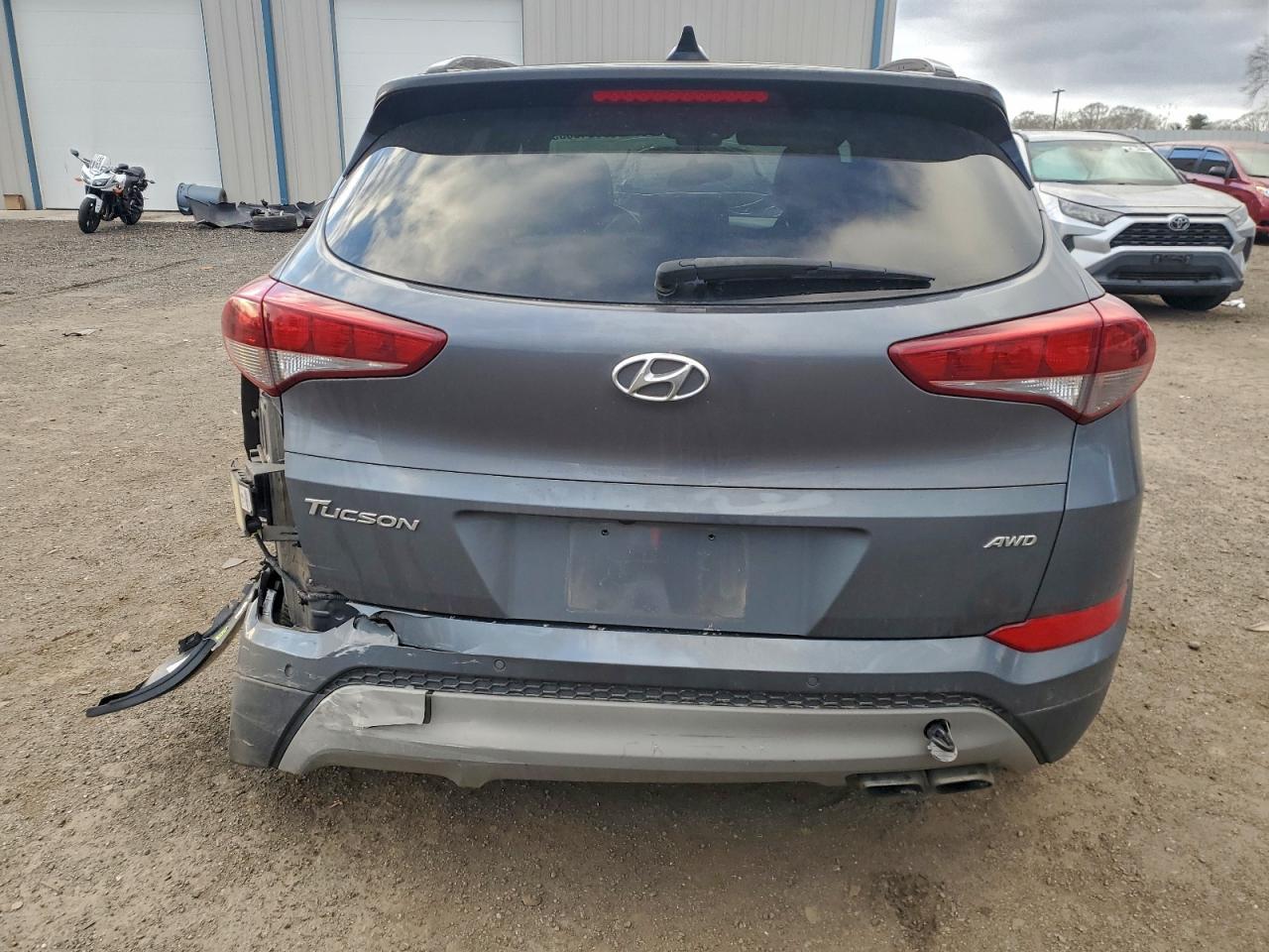 2018 HYUNDAI TUCSON