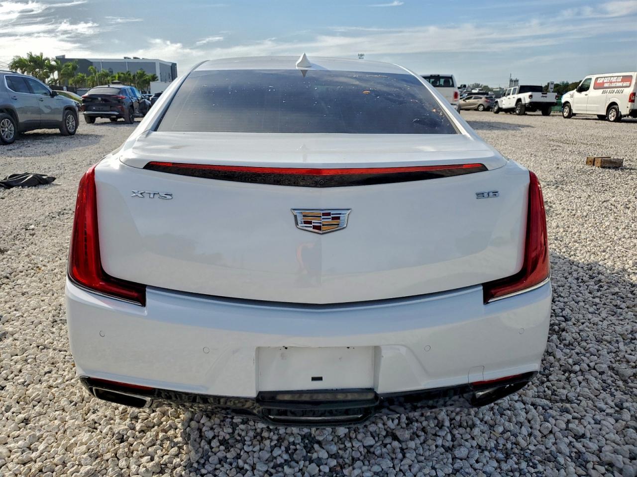 2019 CADILLAC XTS