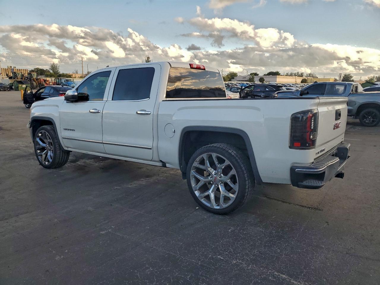 2017 GMC Sierra