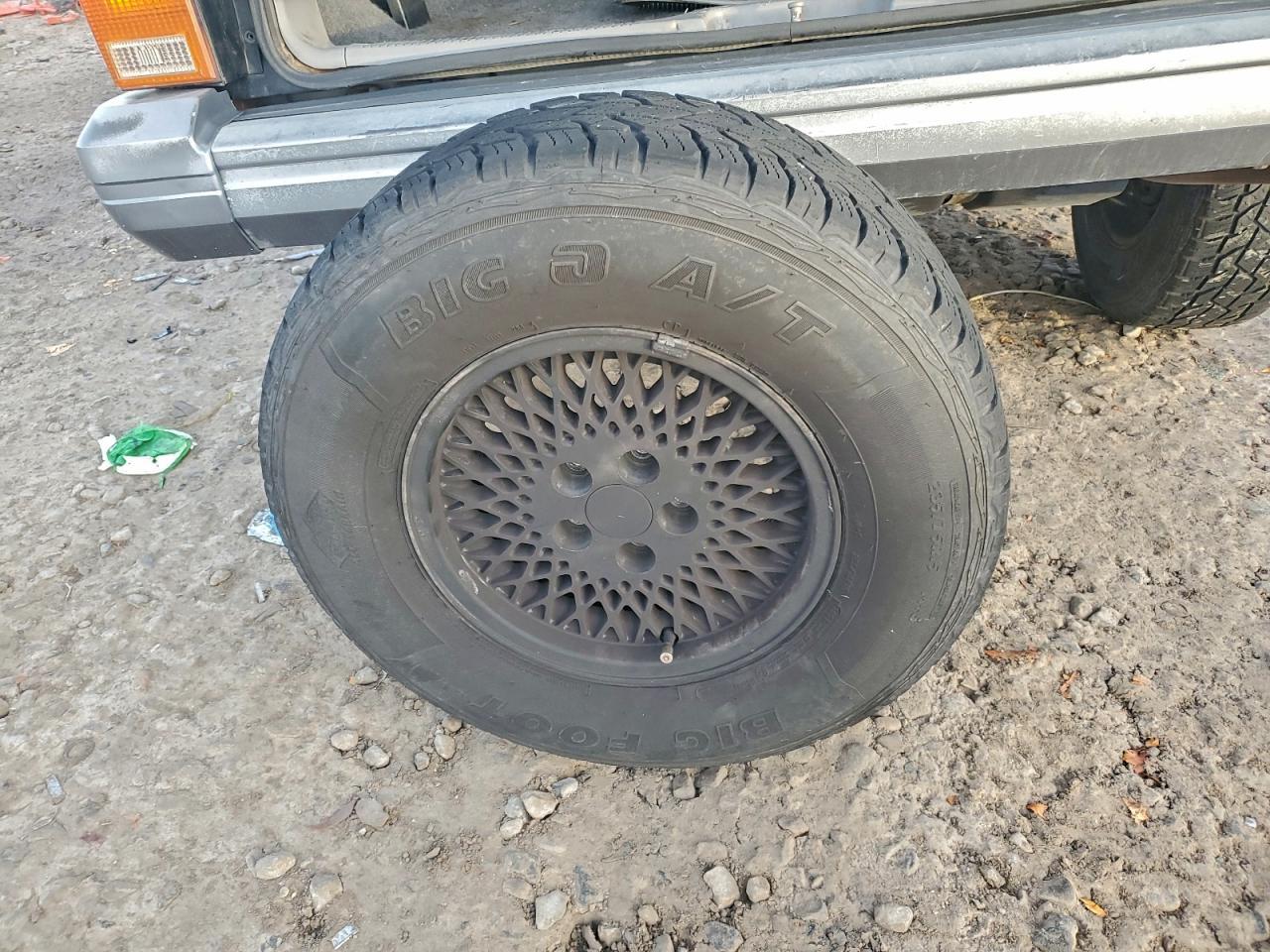 1993 JEEP CHEROKEE