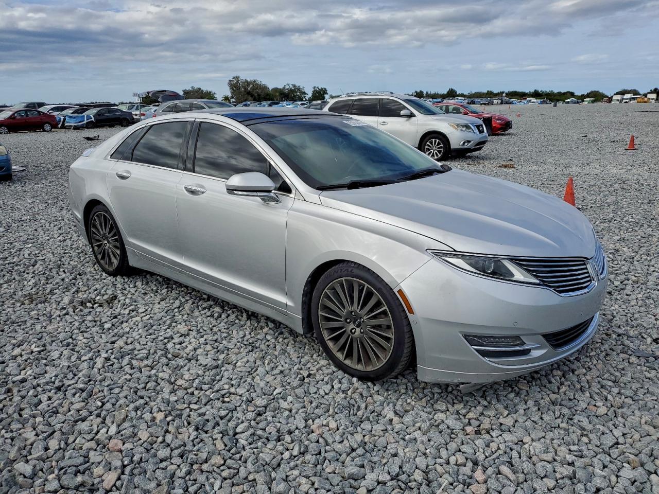 2013 LINCOLN MKZ