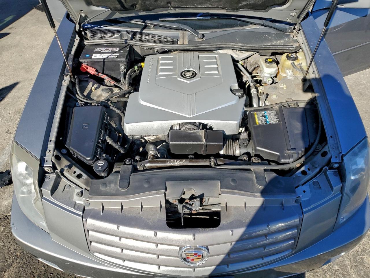 2004 CADILLAC CTS