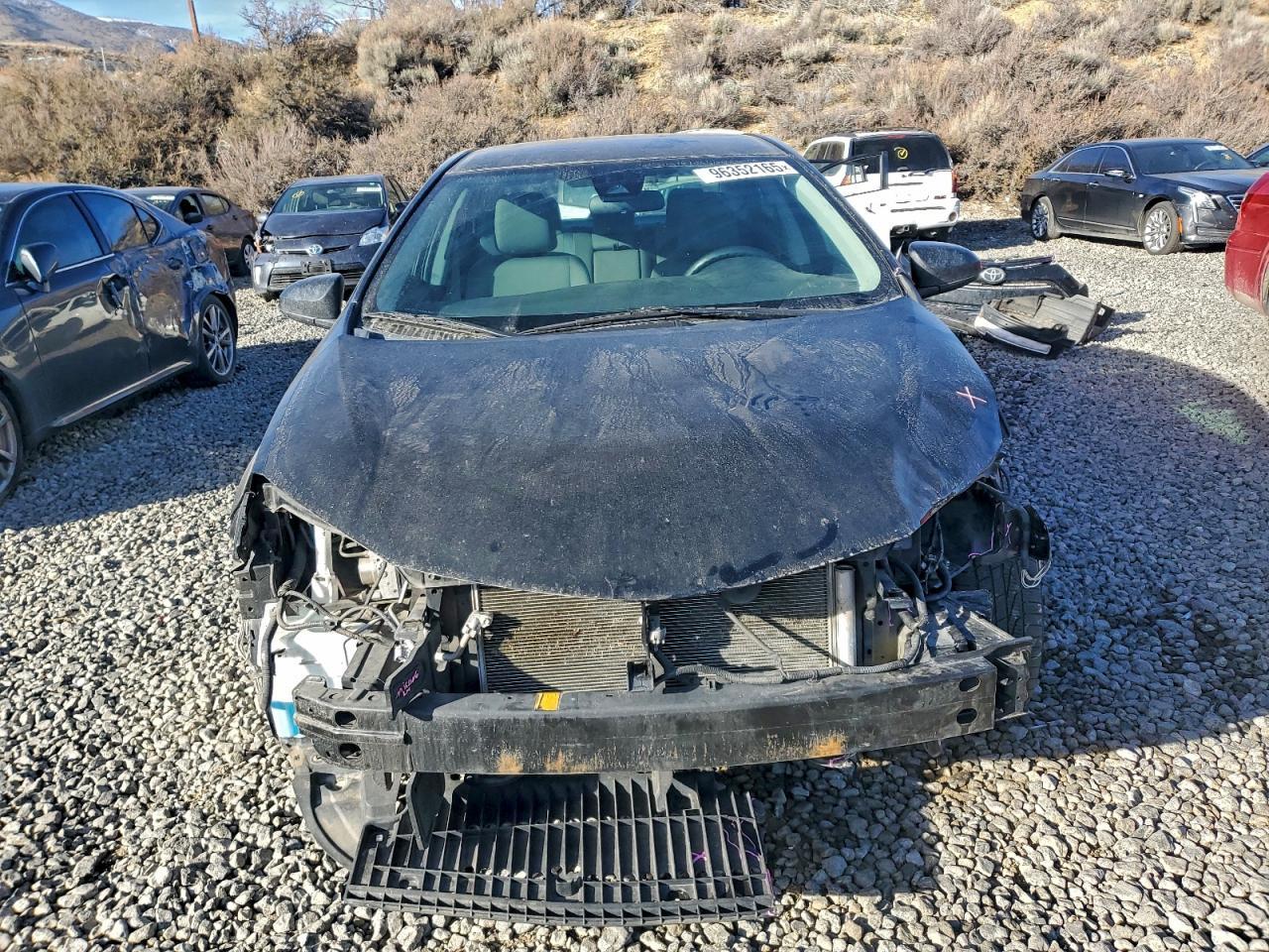 2017 TOYOTA COROLLA