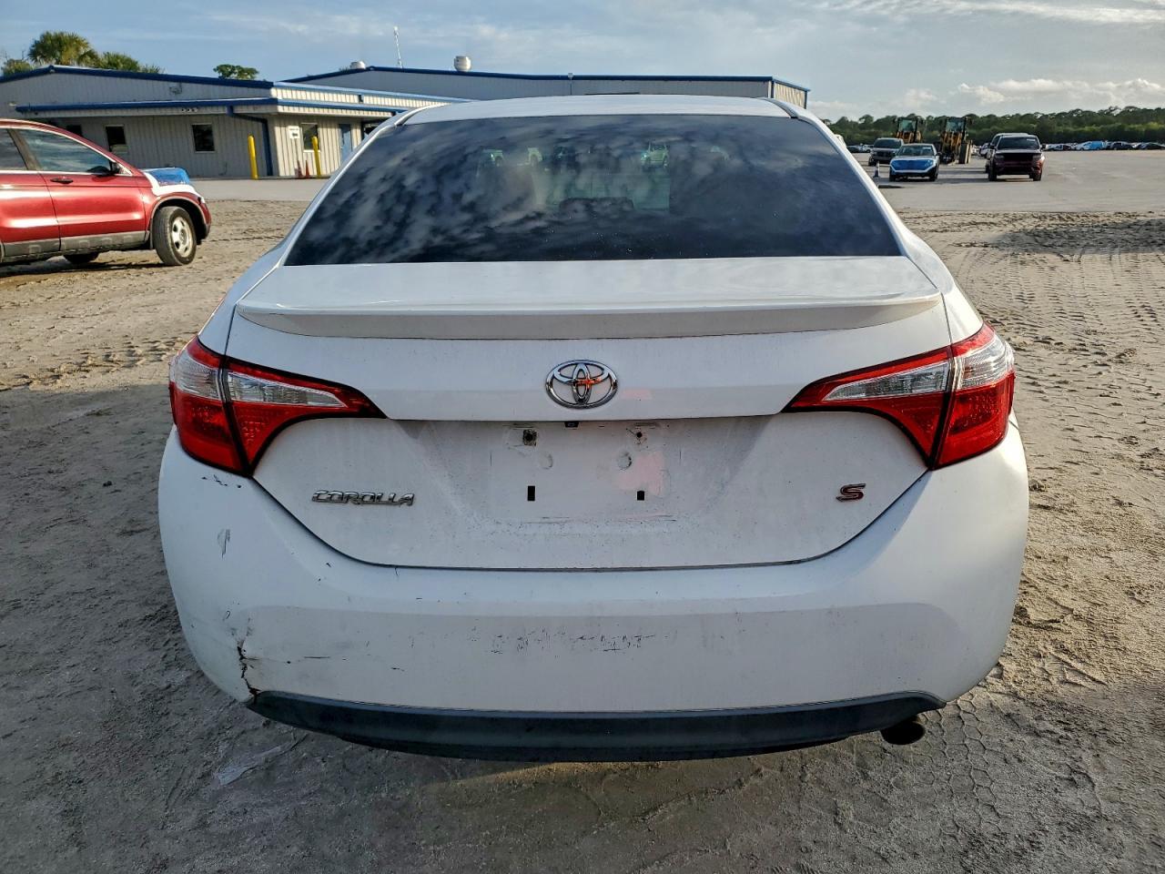 2015 TOYOTA COROLLA
