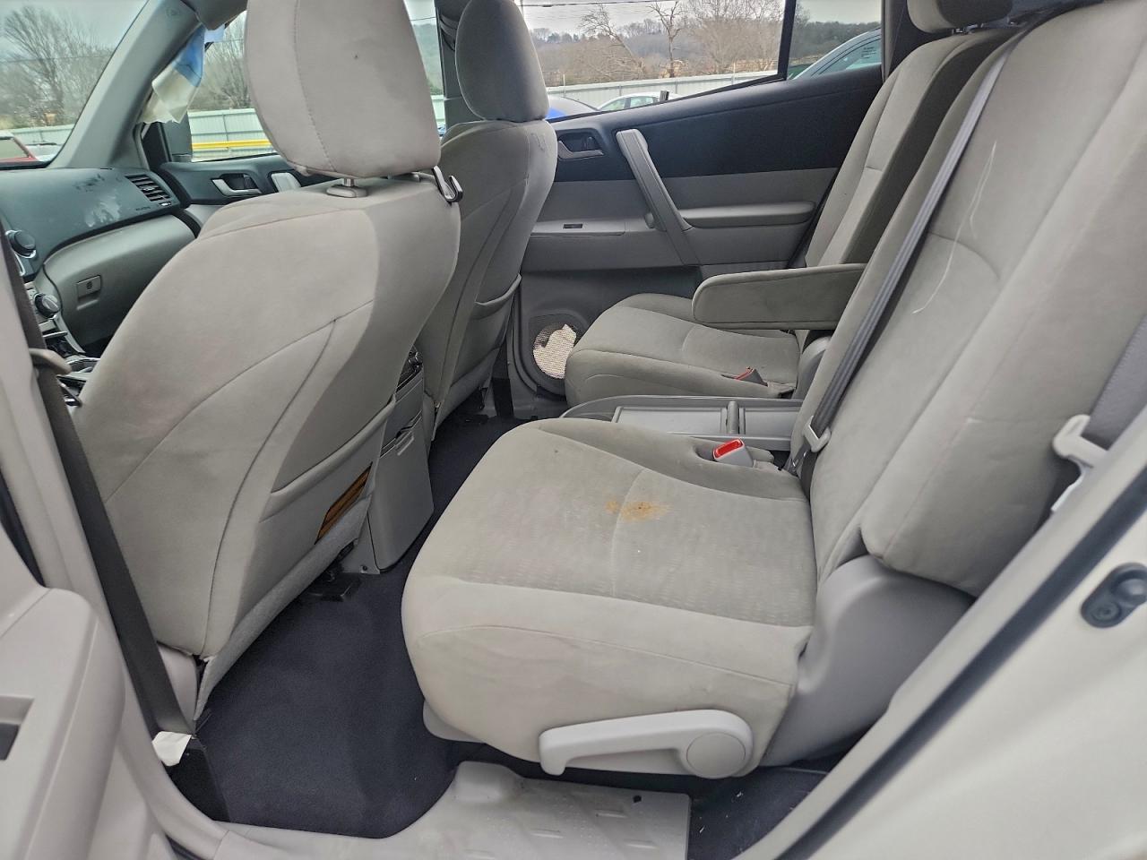 2013 TOYOTA HIGHLANDER