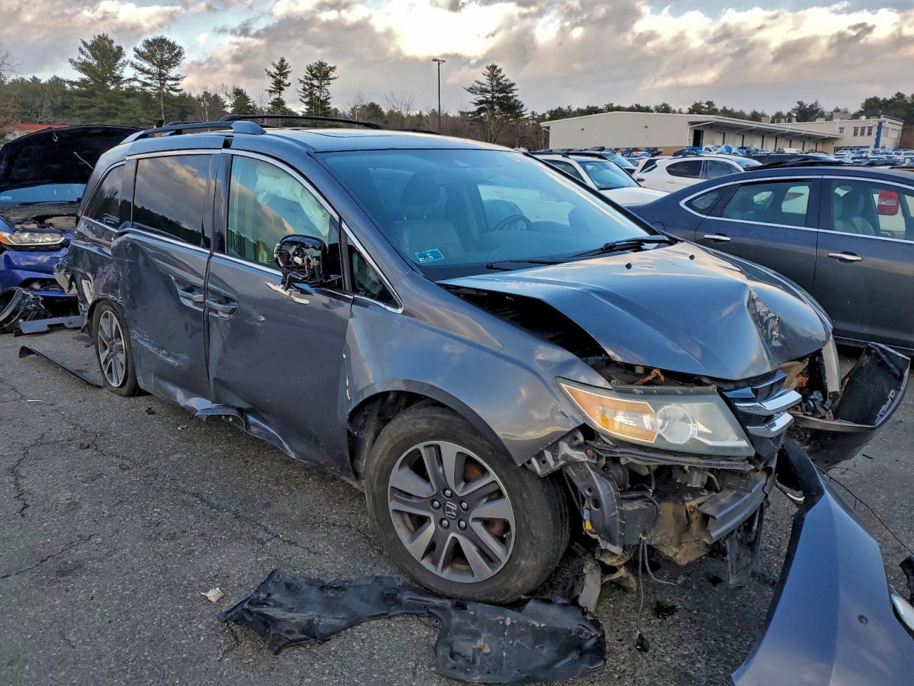2014 HONDA ODYSSEY