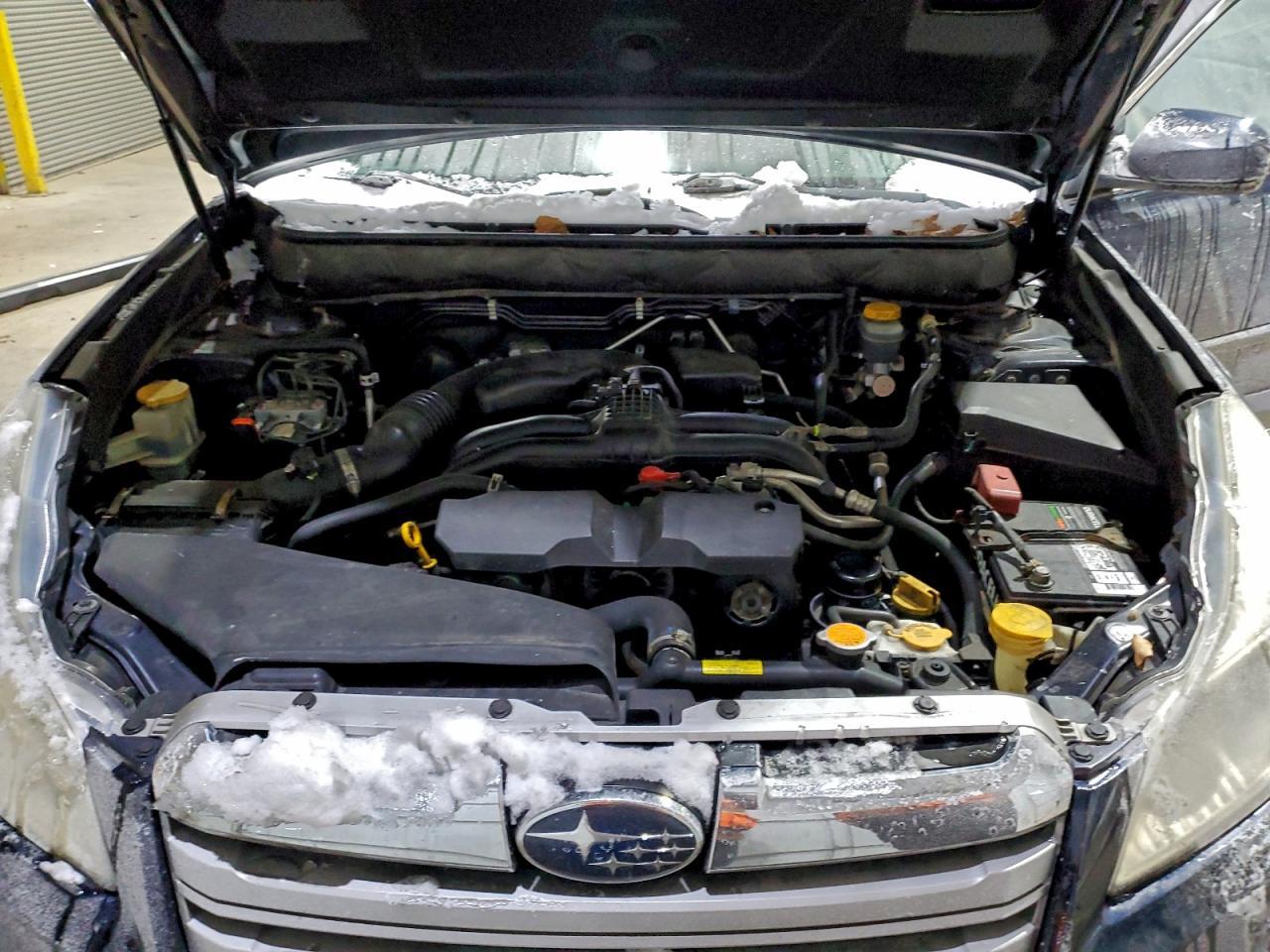 2013 SUBARU Outback