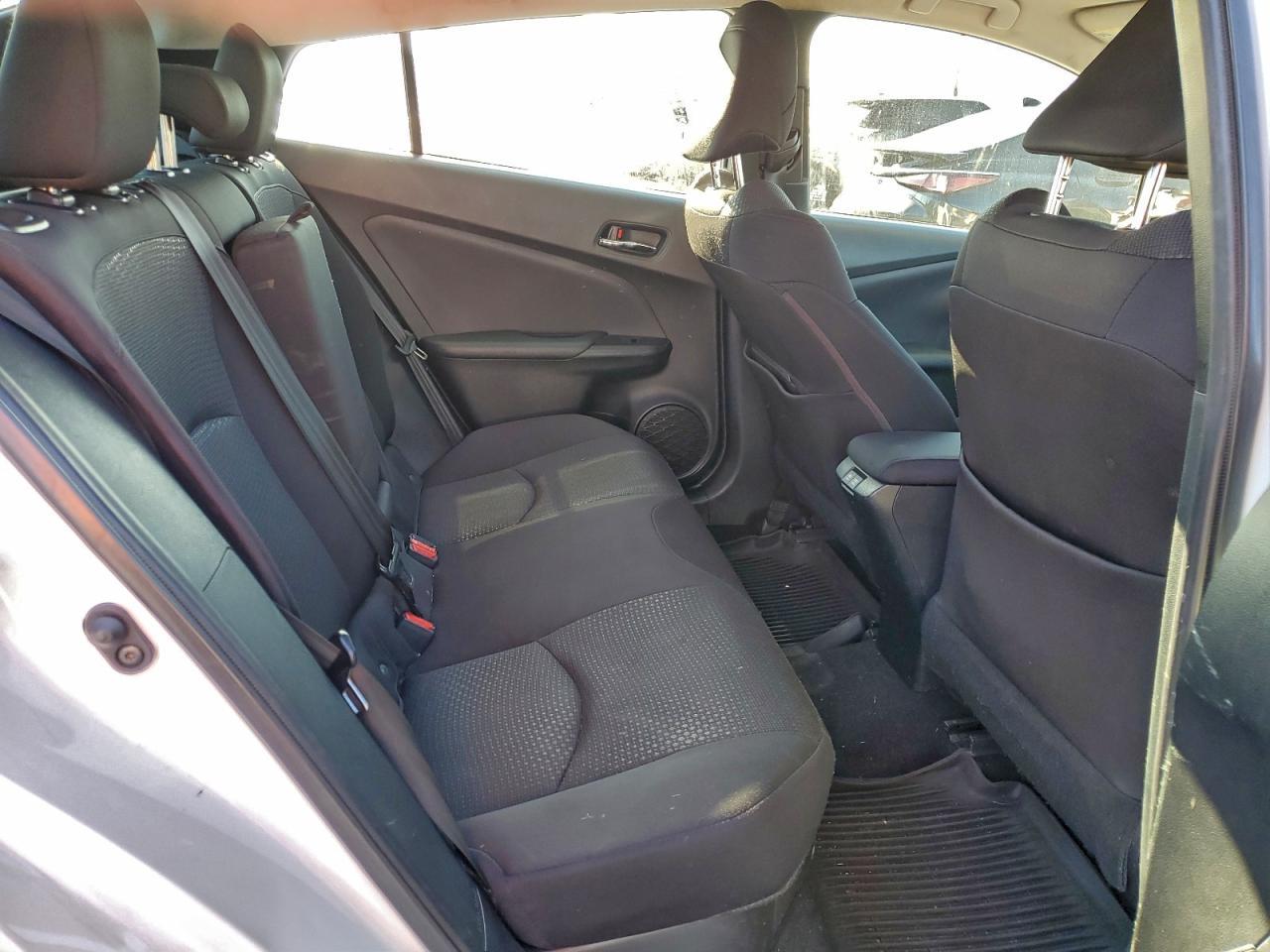 2022 TOYOTA PRIUS