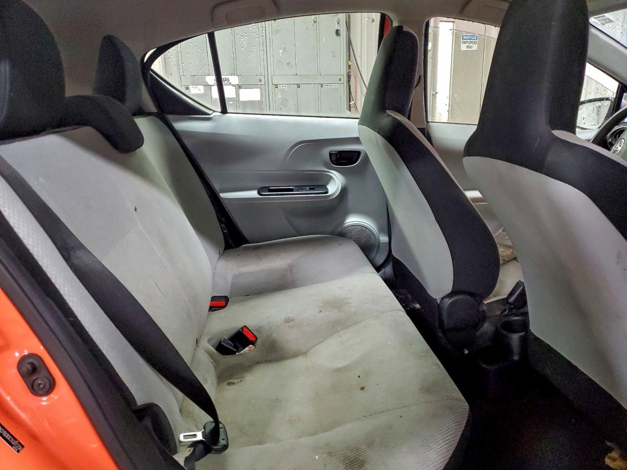 2012 TOYOTA Prius c