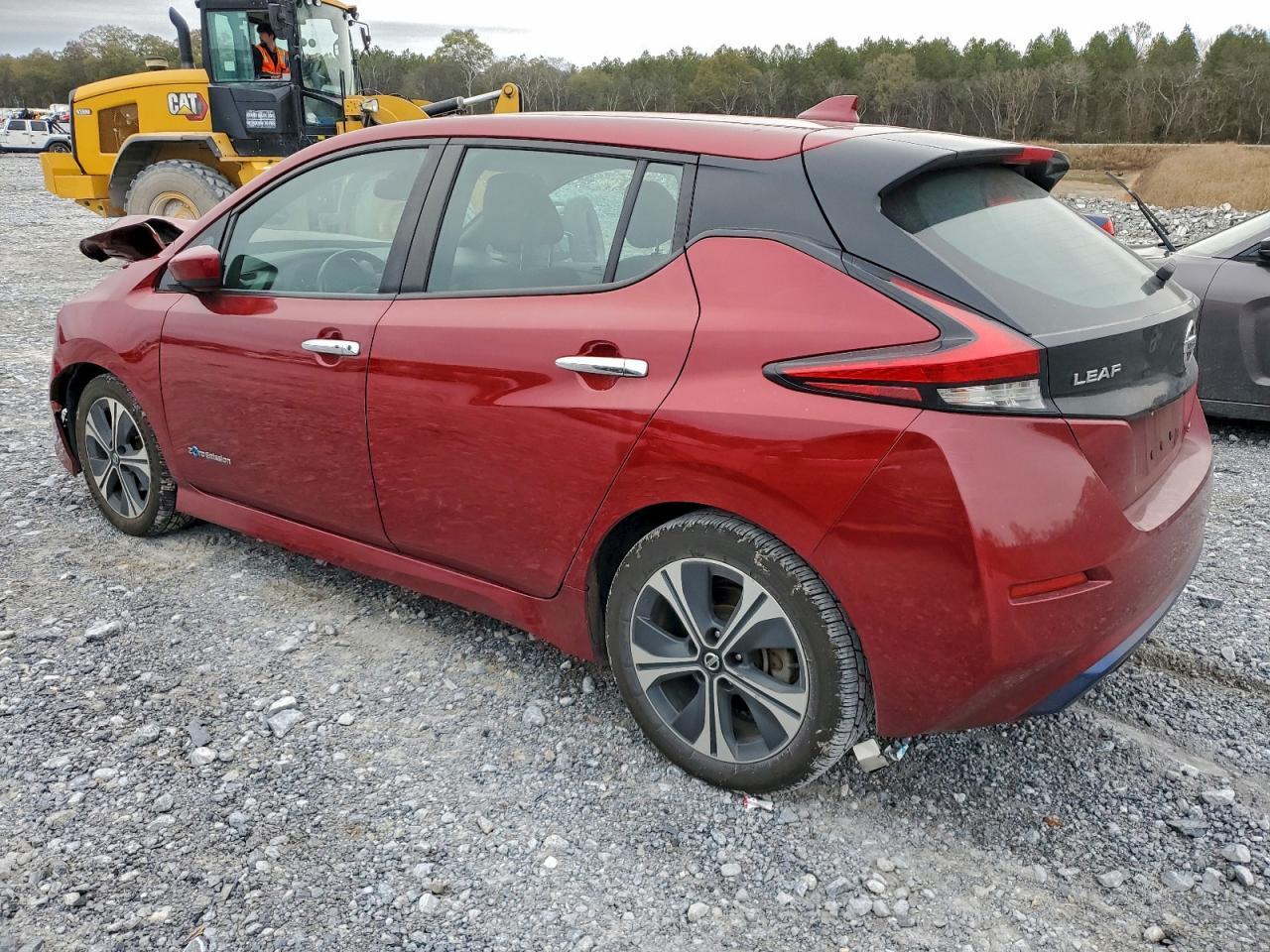 2018 NISSAN LEAF