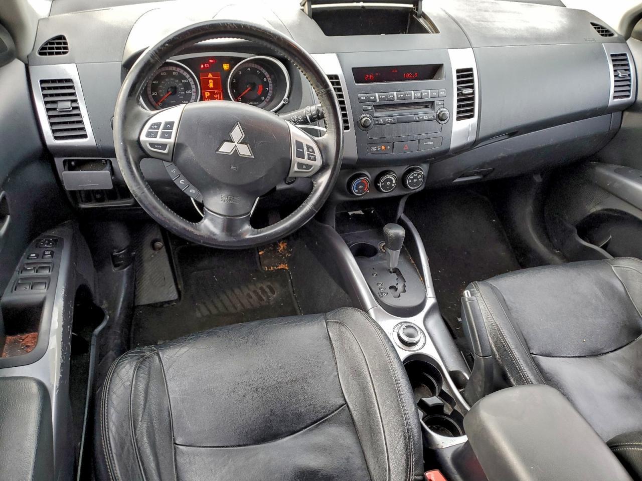 2008 MITSUBISHI outlander