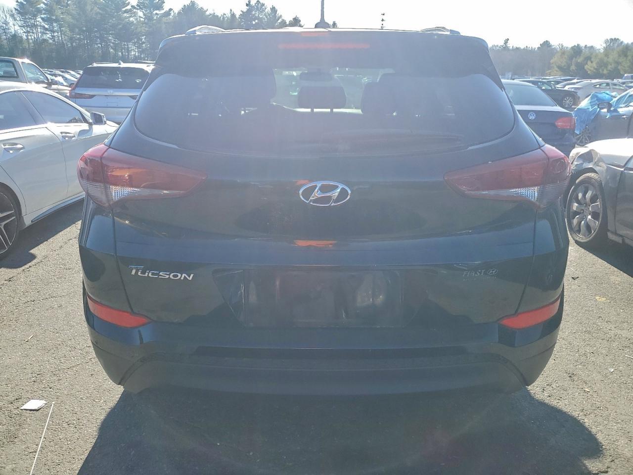2016 HYUNDAI TUCSON