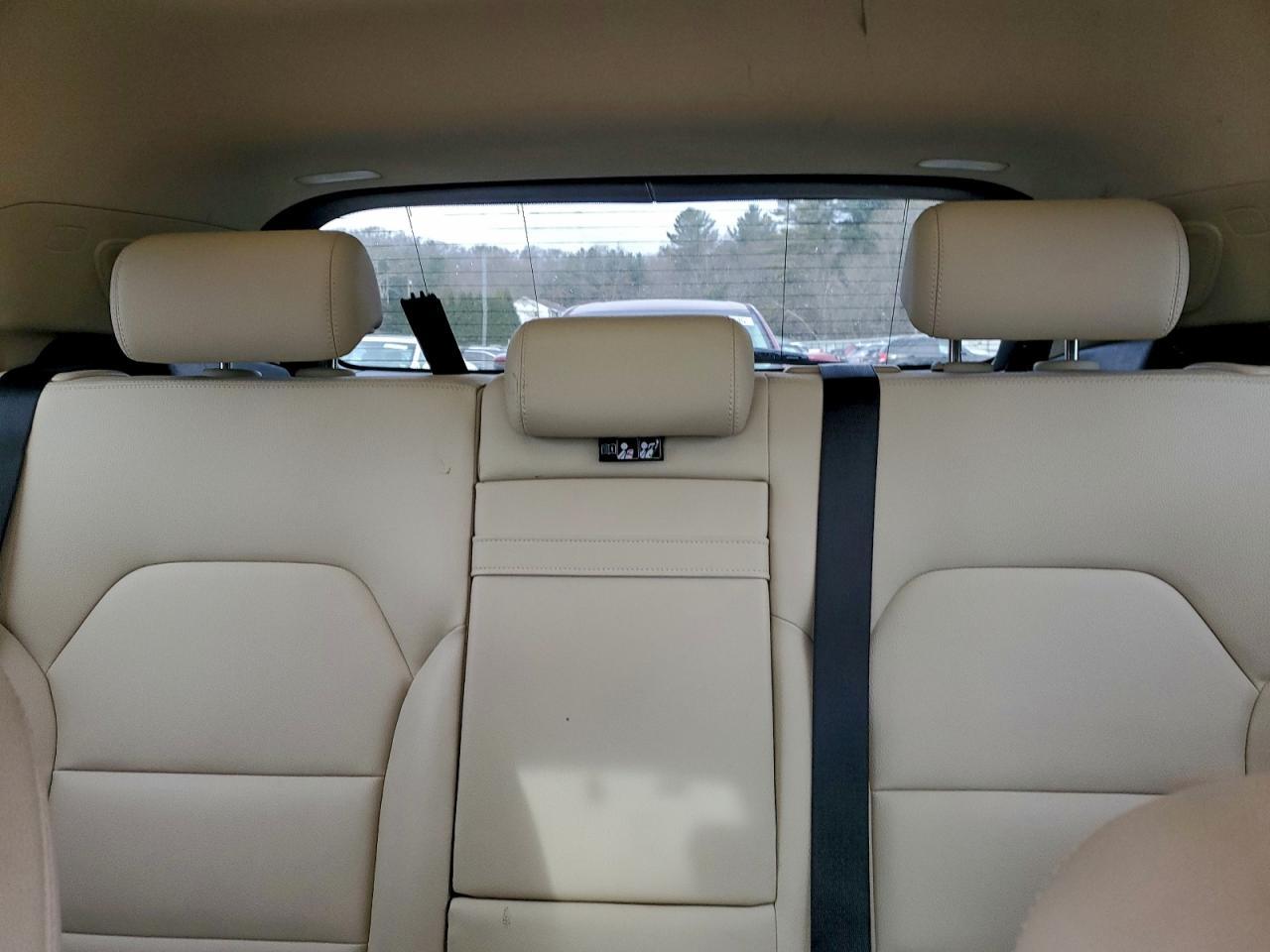 2016 MERCEDES-BENZ GLA-Class