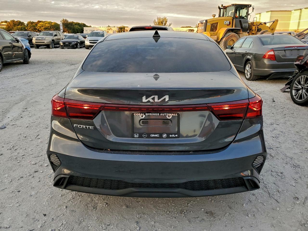 2023 KIA FORTE