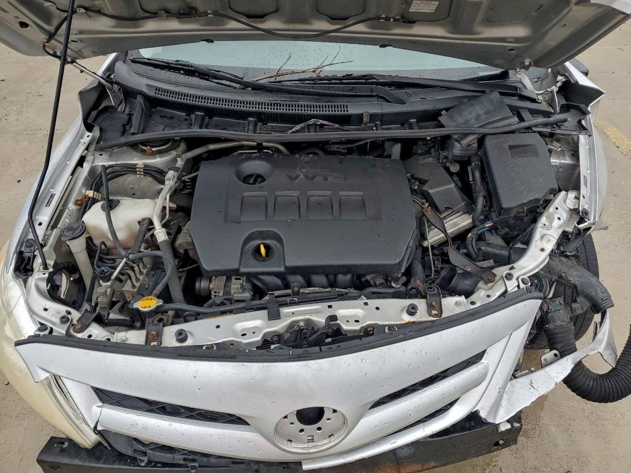 2011 TOYOTA COROLLA