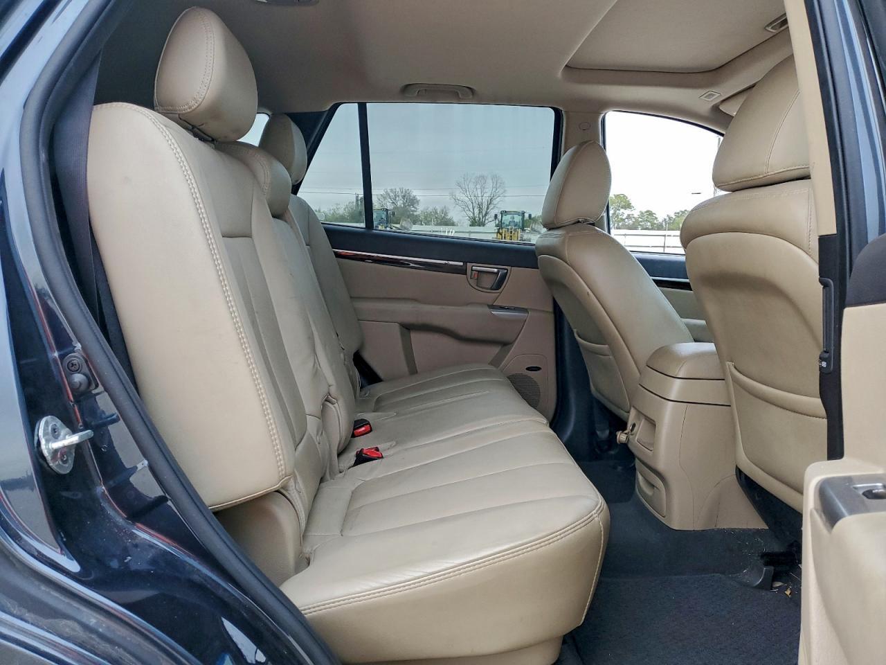 2011 HYUNDAI SANTA FE