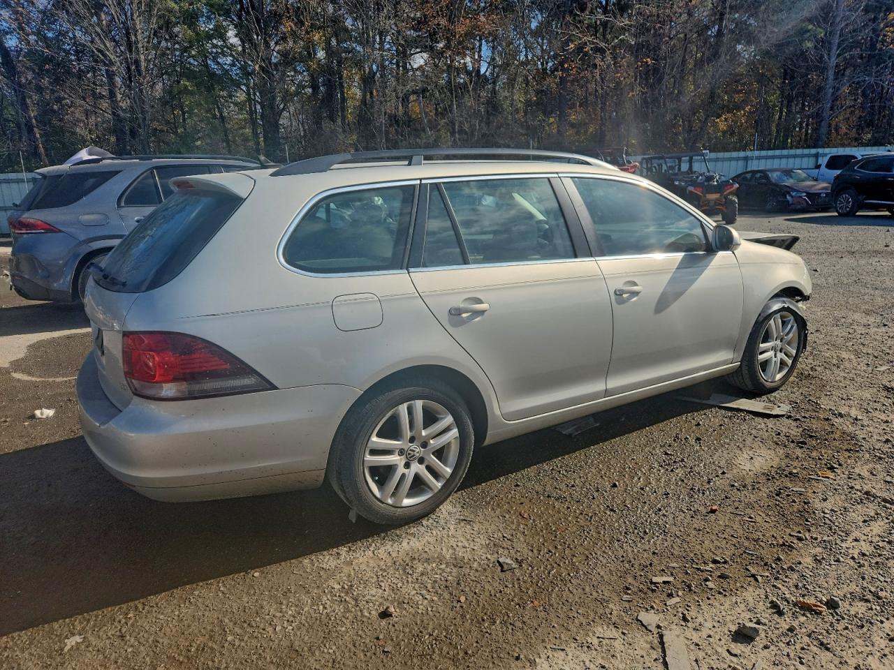 2011 VOLKSWAGEN JETTA