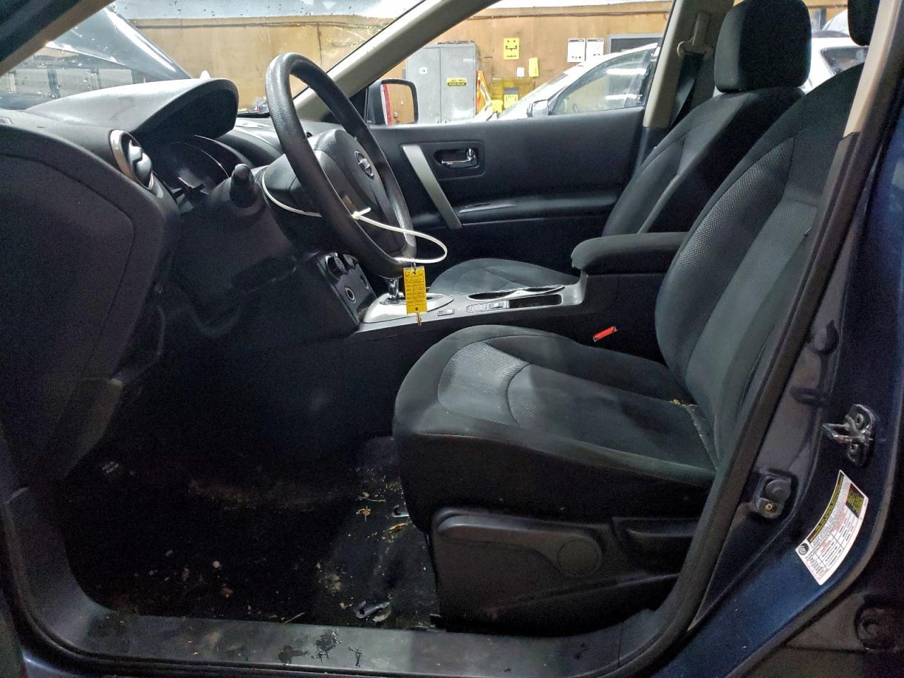 2014 NISSAN ROGUE
