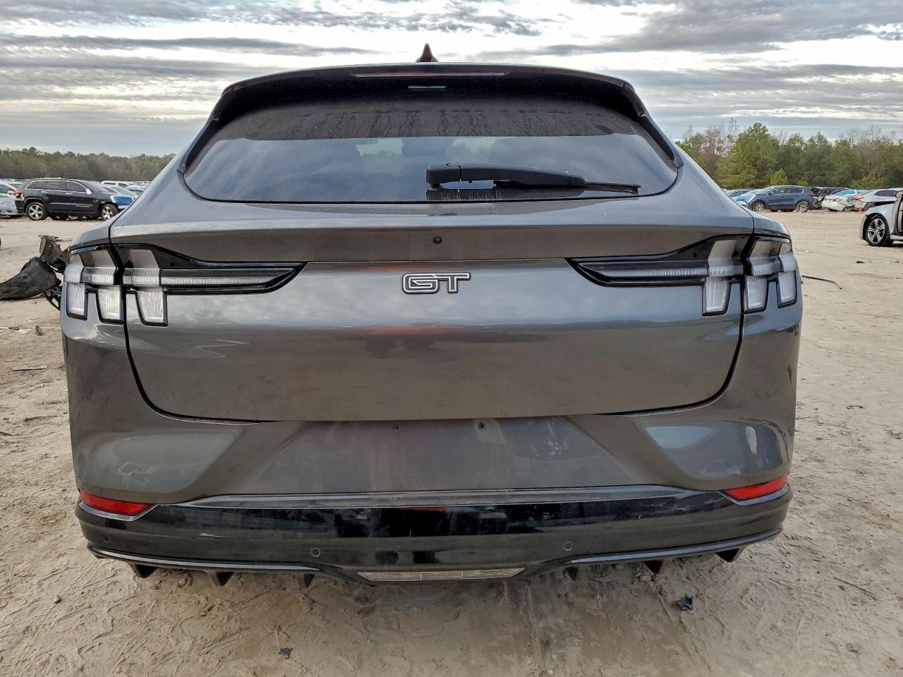2023 FORD Mustang Mach-E