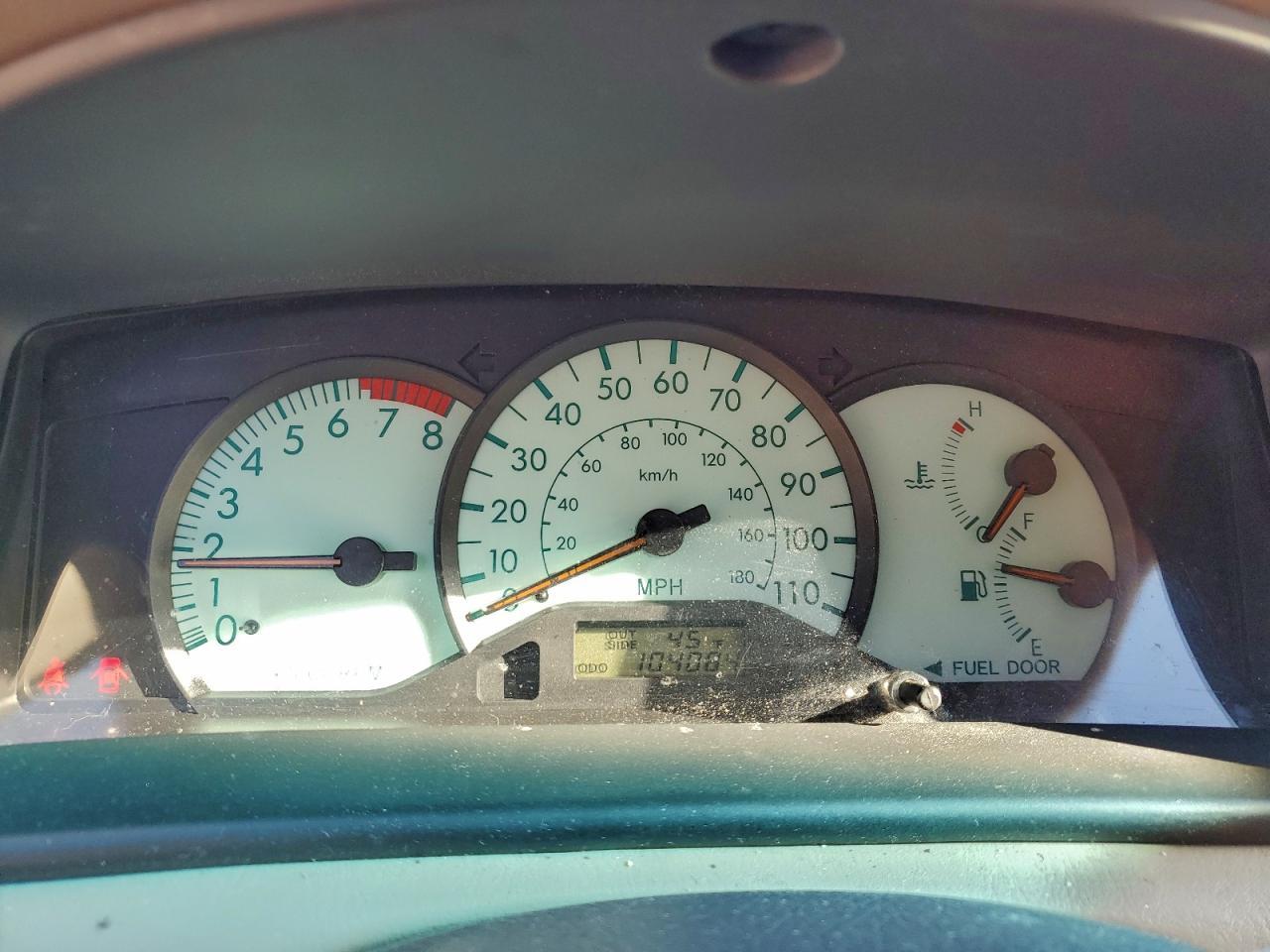 2004 TOYOTA COROLLA