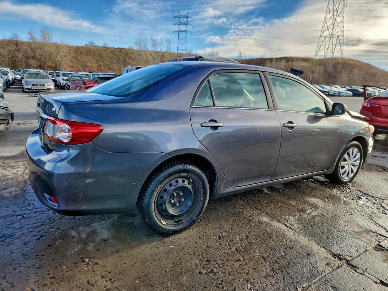 2013 TOYOTA COROLLA