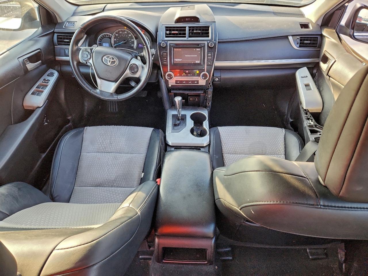2014 TOYOTA CAMRY