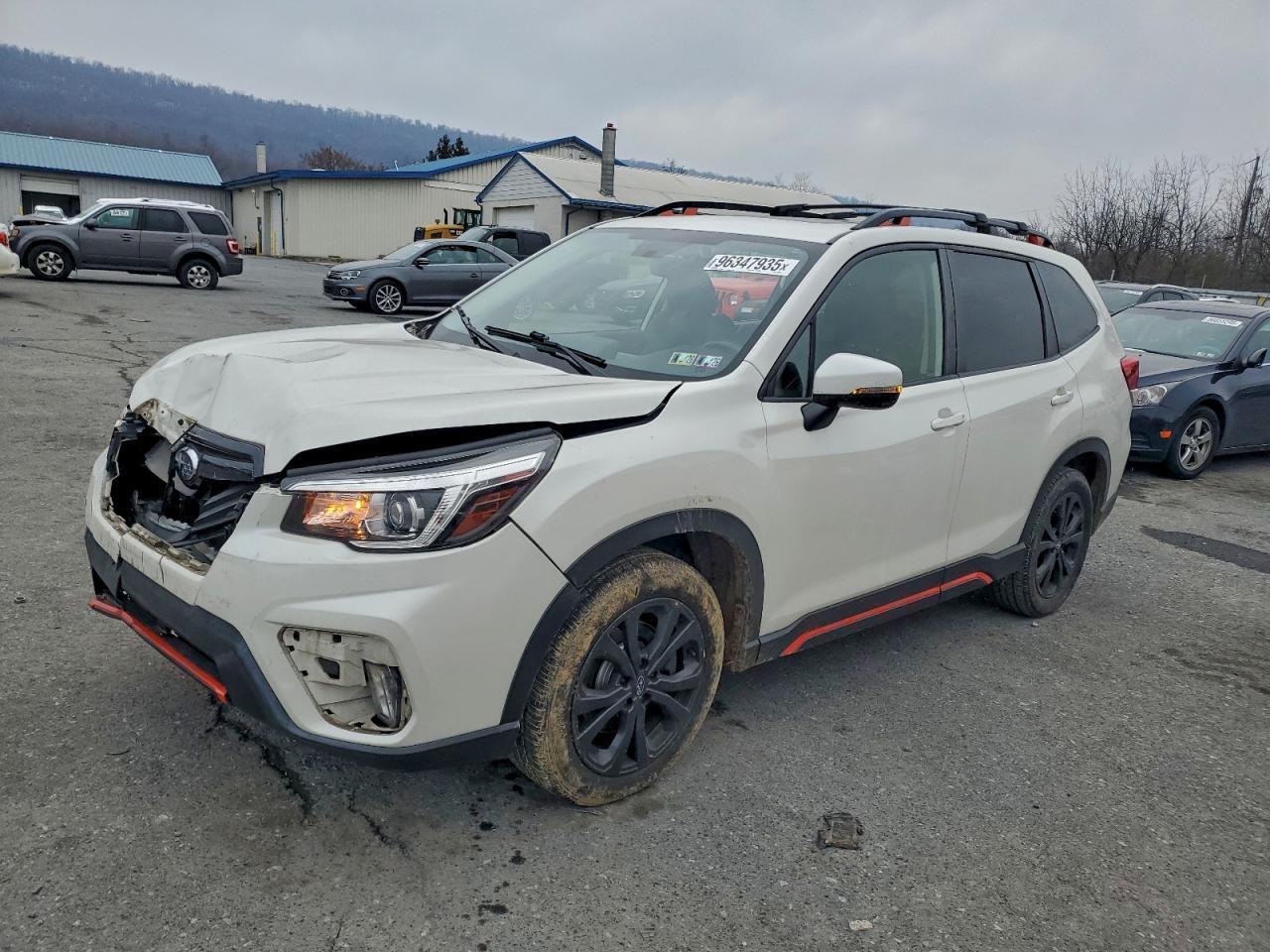 2019 SUBARU FORESTER