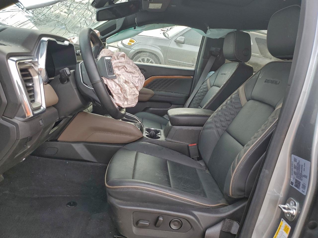 2024 GMC CANYON