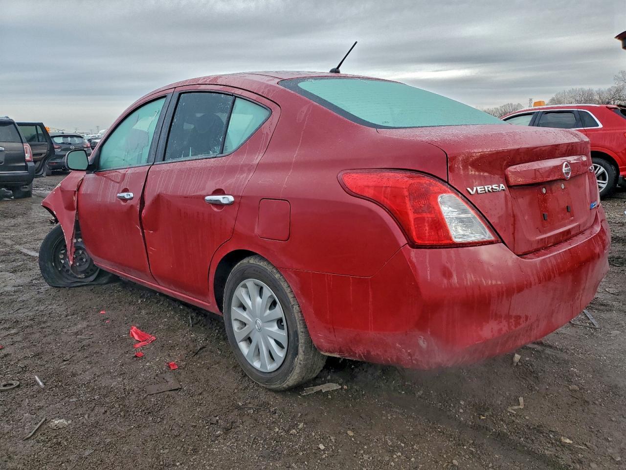 2012 NISSAN VERSA