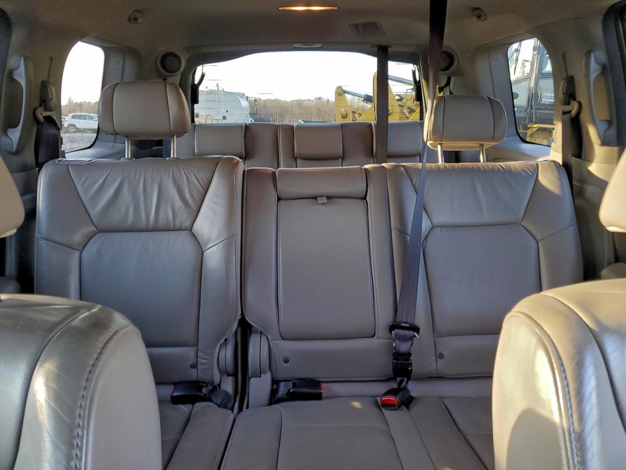 2011 HONDA PILOT