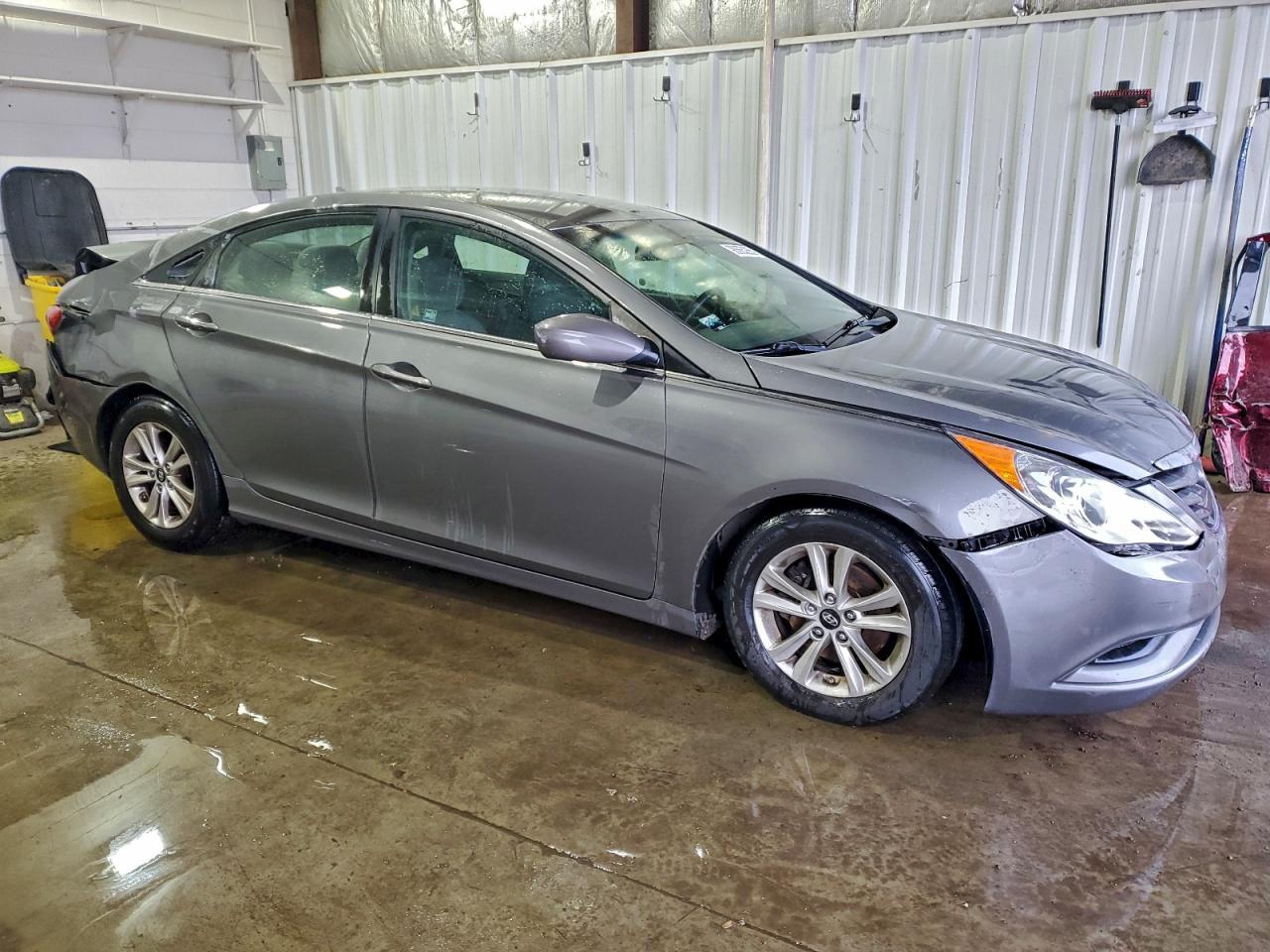 2011 HYUNDAI SONATA
