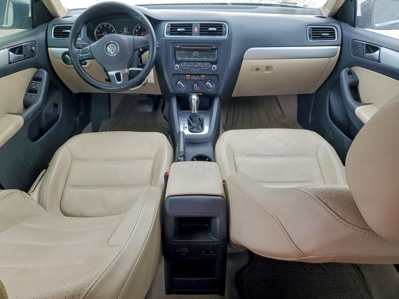 2014 VOLKSWAGEN JETTA