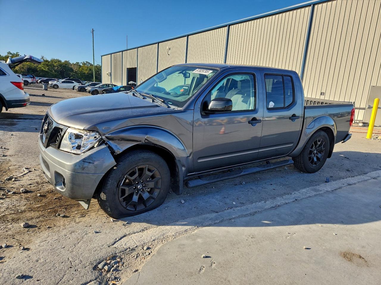 2021 NISSAN Frontier