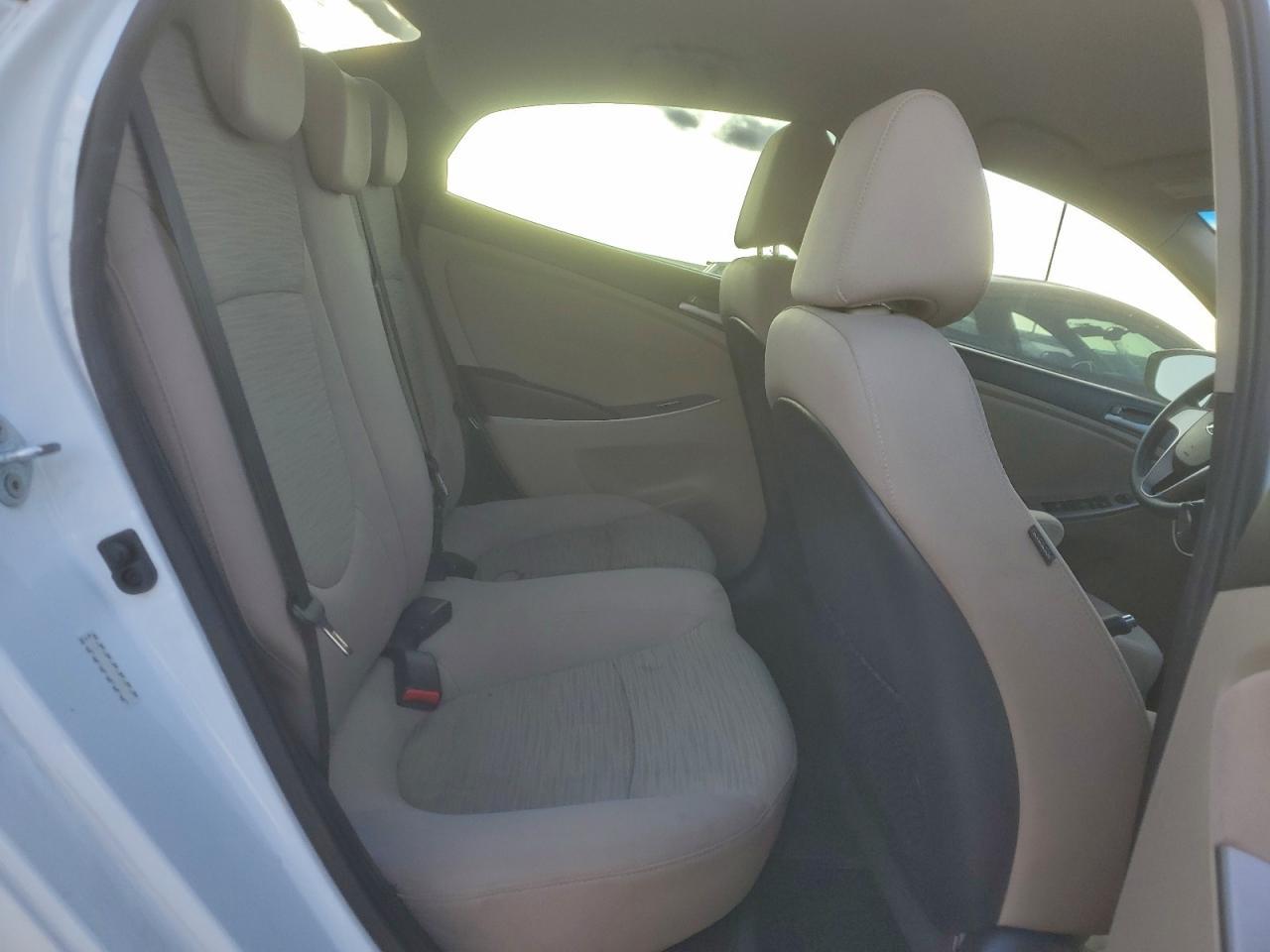 2016 HYUNDAI ACCENT