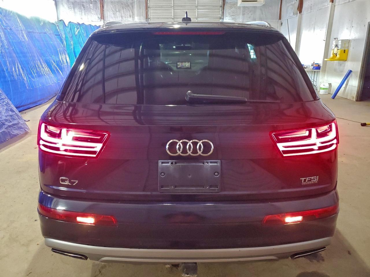 2017 AUDI Q7