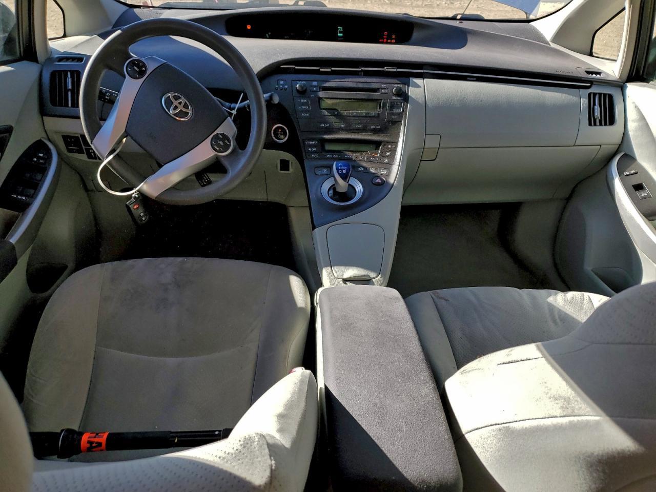 2010 TOYOTA PRIUS