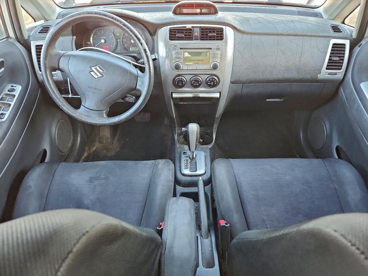 2005 SUZUKI Aerio
