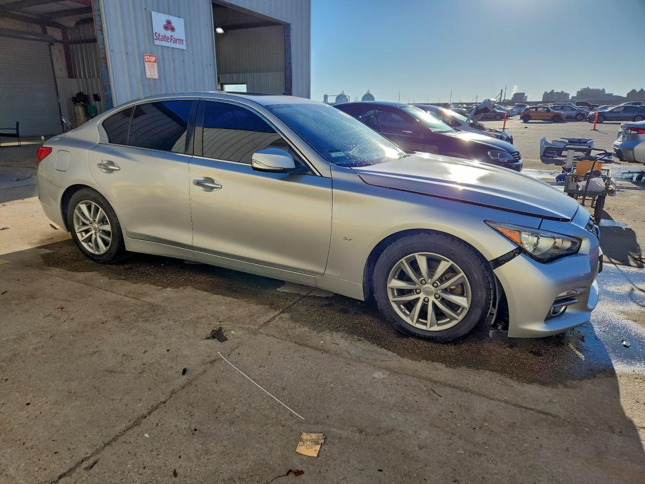 2015 INFINITI Q50