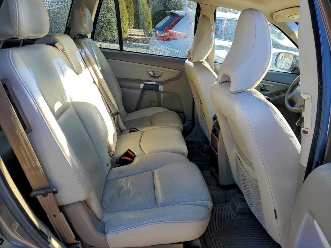 2009 VOLVO XC90