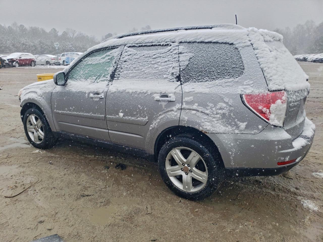 2010 SUBARU FORESTER