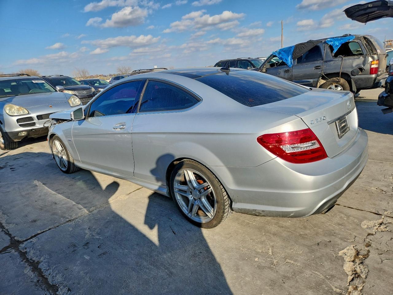 2012 MERCEDES-BENZ C-CLASS