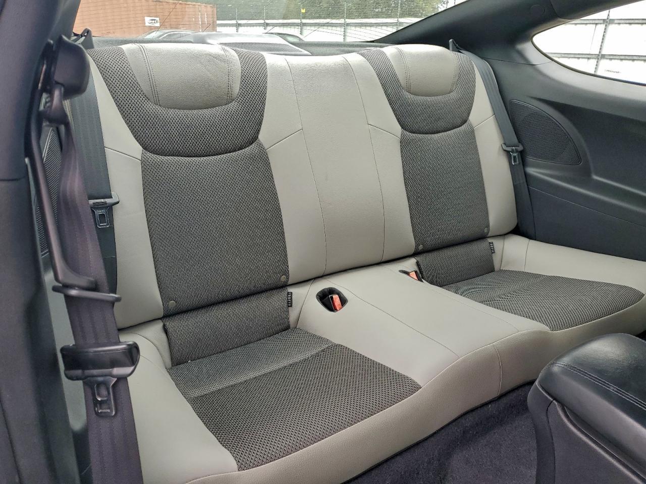 2014 HYUNDAI GENESIS