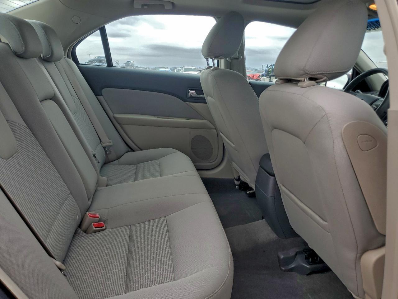 2010 FORD FUSION