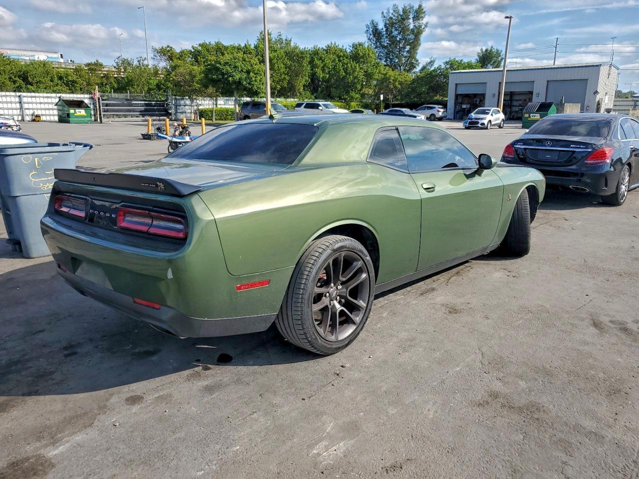 2021 DODGE Challenger
