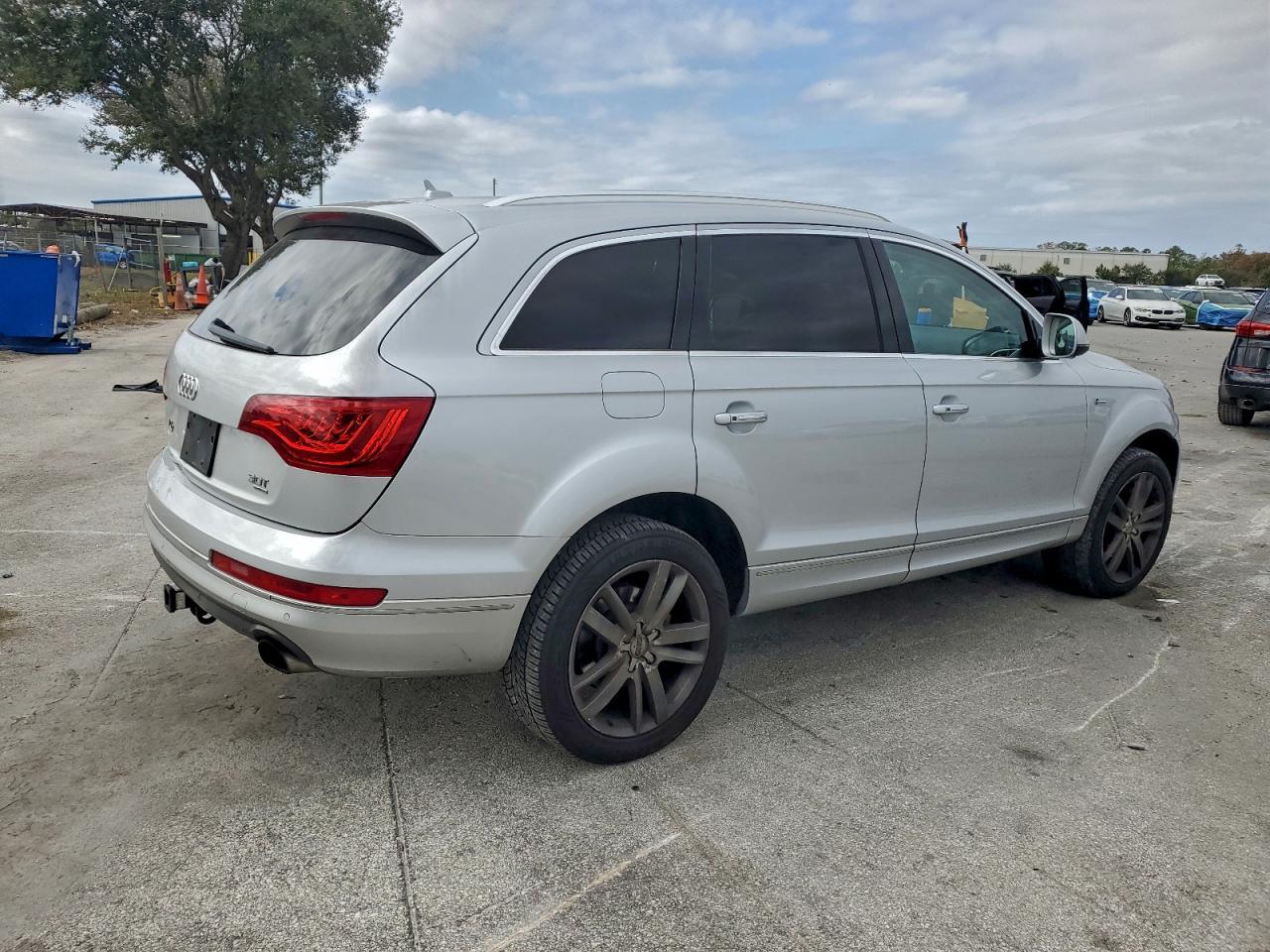 2014 AUDI Q7