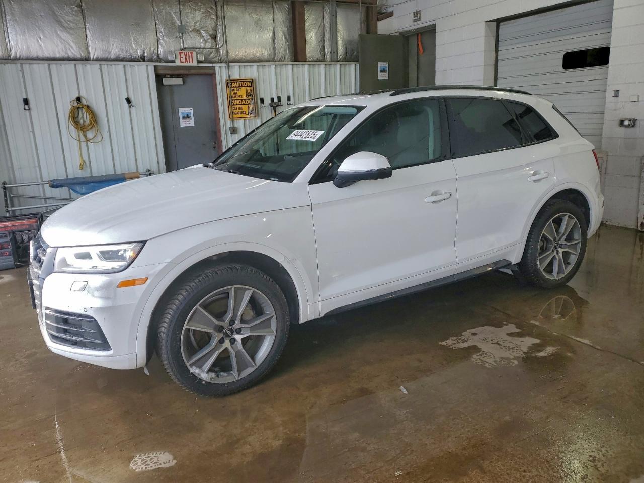 2020 AUDI Q5
