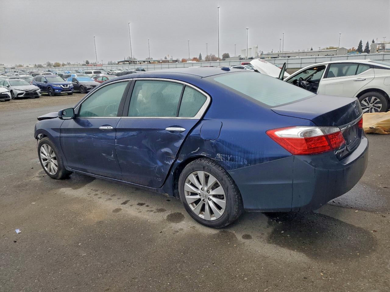 2015 HONDA ACCORD