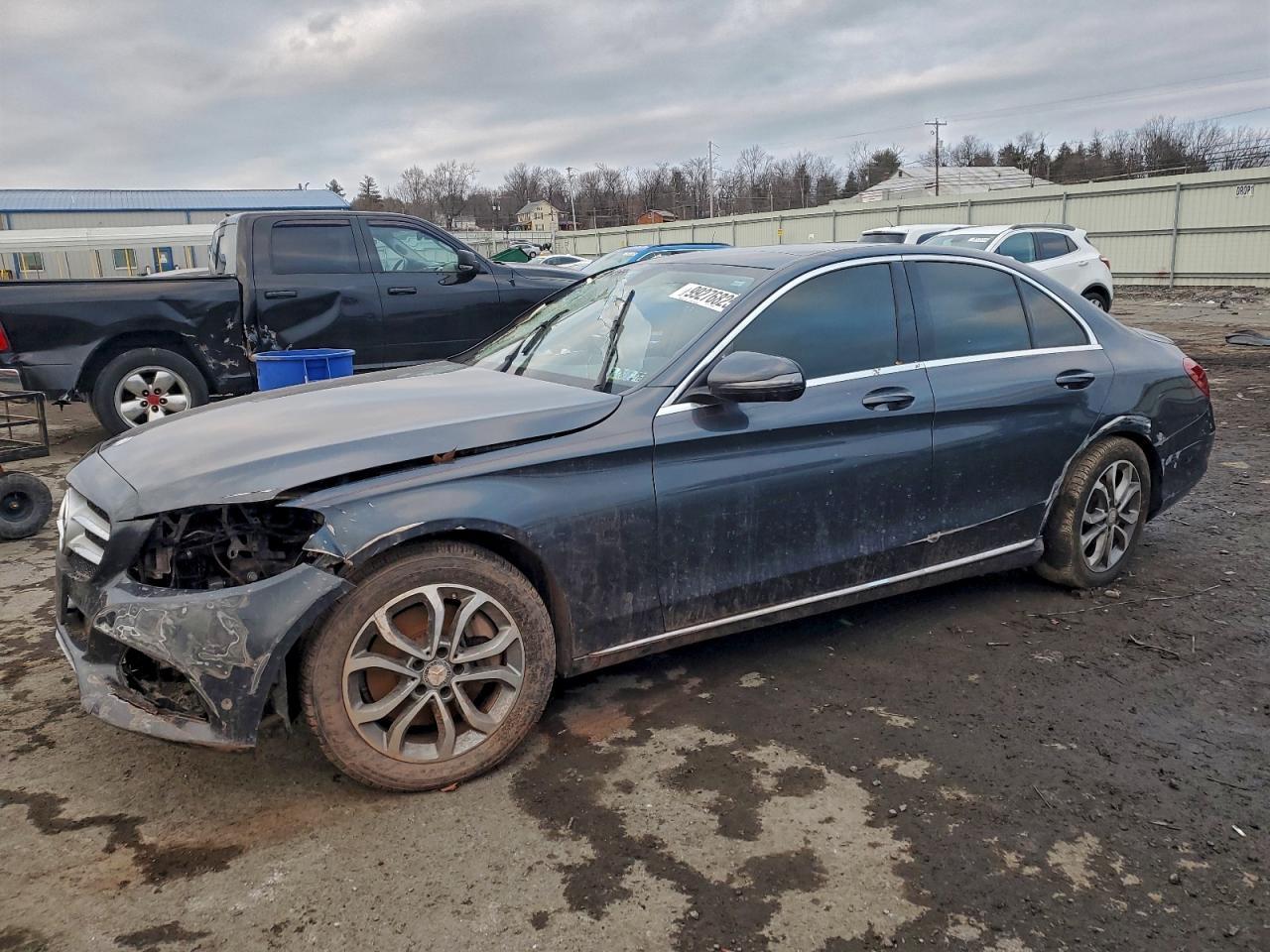2016 MERCEDES-BENZ C-CLASS