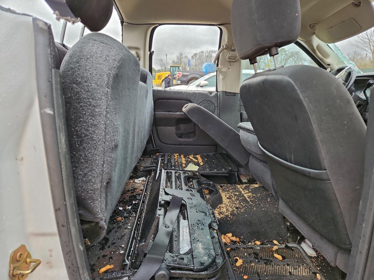 2004 DODGE Ram 3500