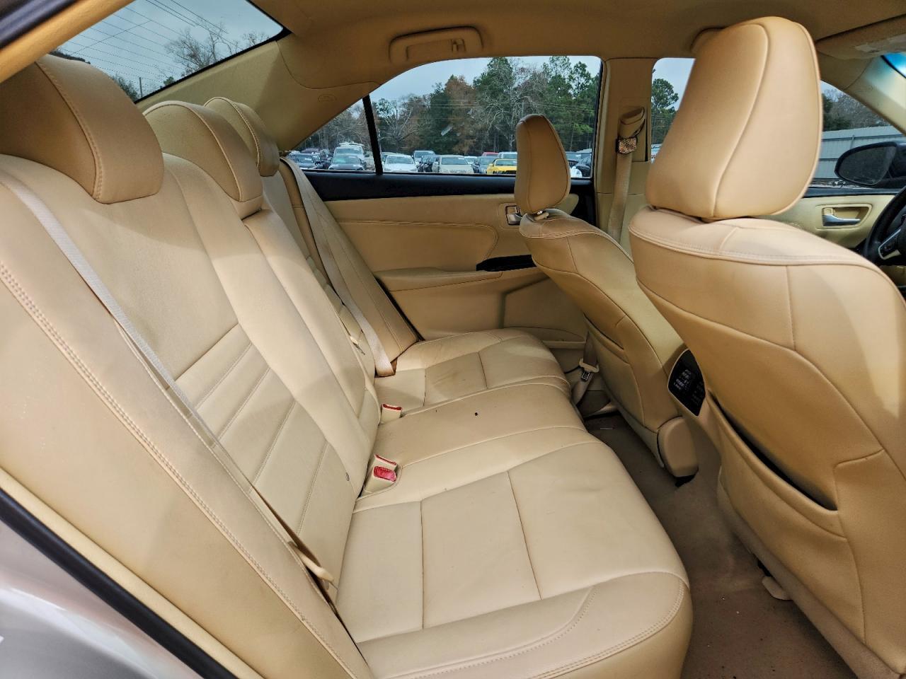 2016 TOYOTA CAMRY